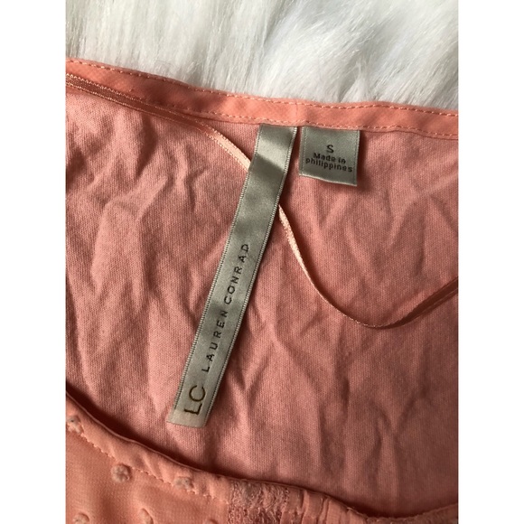 Textured Dot Top - Picture 2 of 2